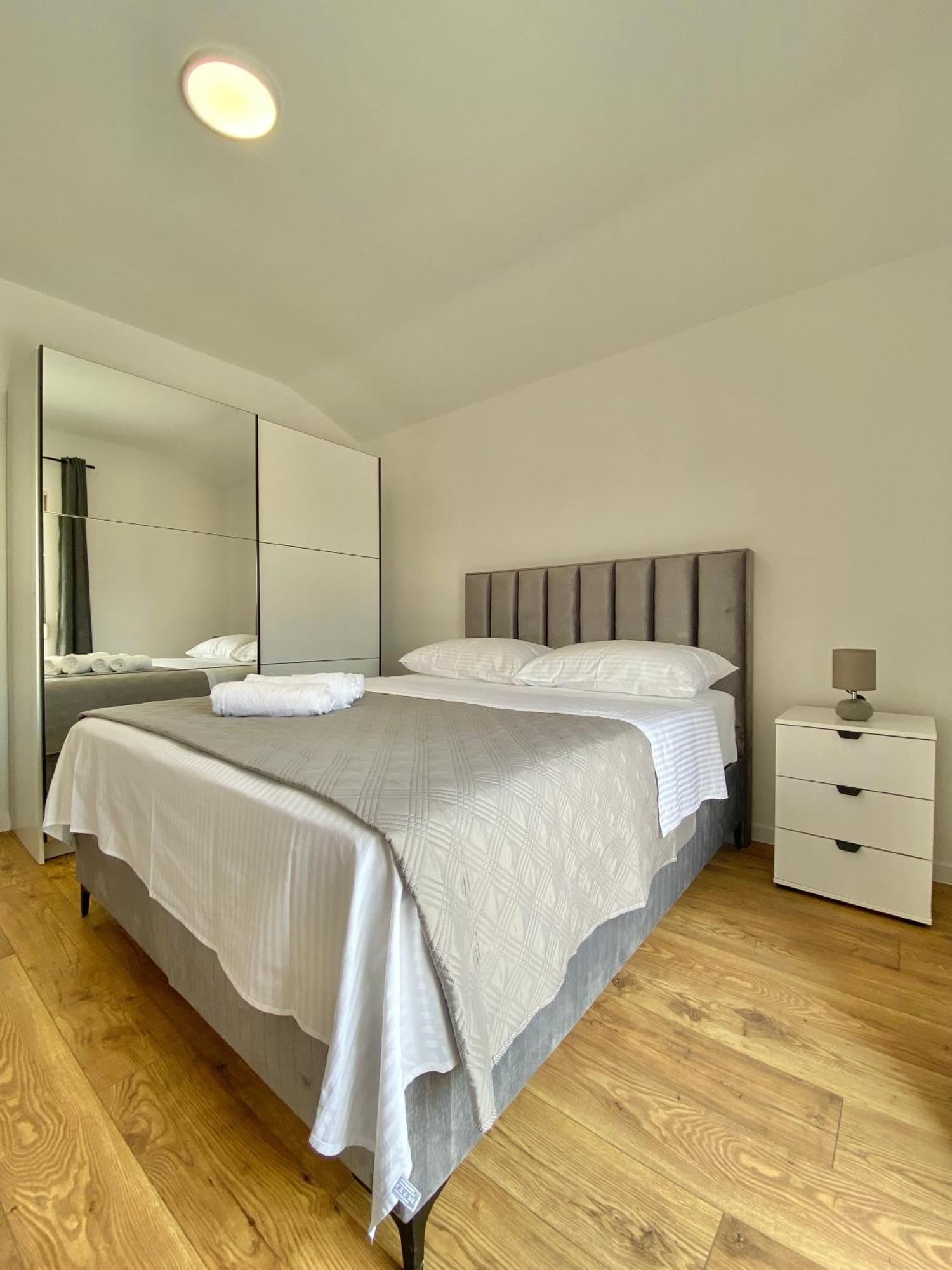 West Apartments Zadar Dış mekan fotoğraf